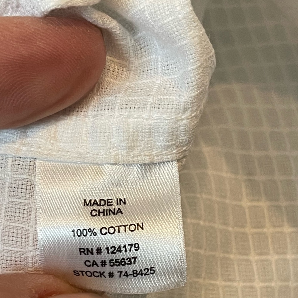 Men’s Johnston Murphy XXL shirt